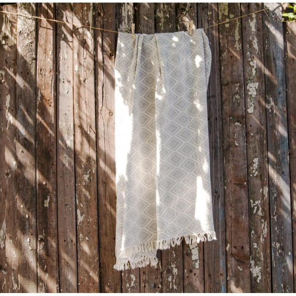 Плед-накидка «Diamond Throw grey» Barine